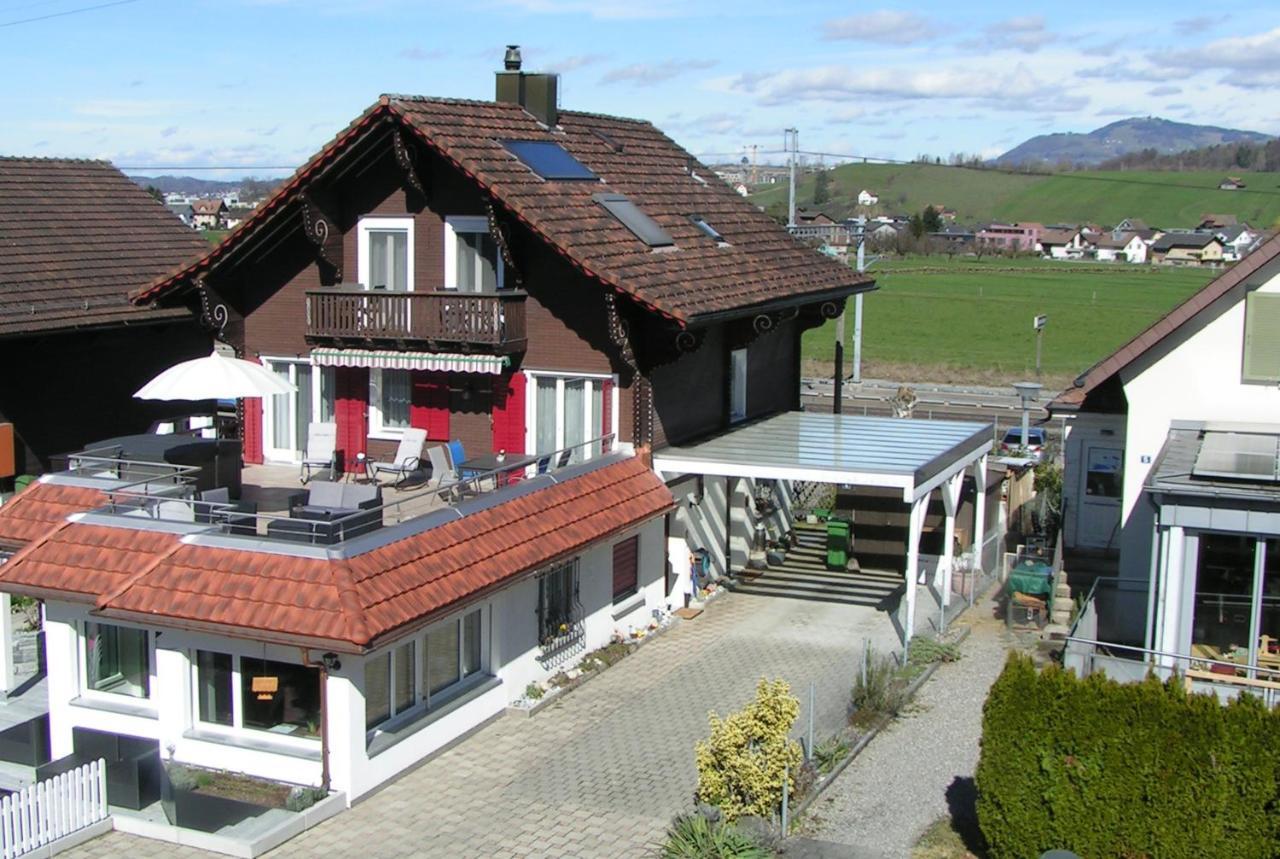 Pension Chalet Charme Siebnen Экстерьер фото